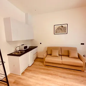 https://apartamentos-sunsets-mlaga-centro.es-andalucia.com